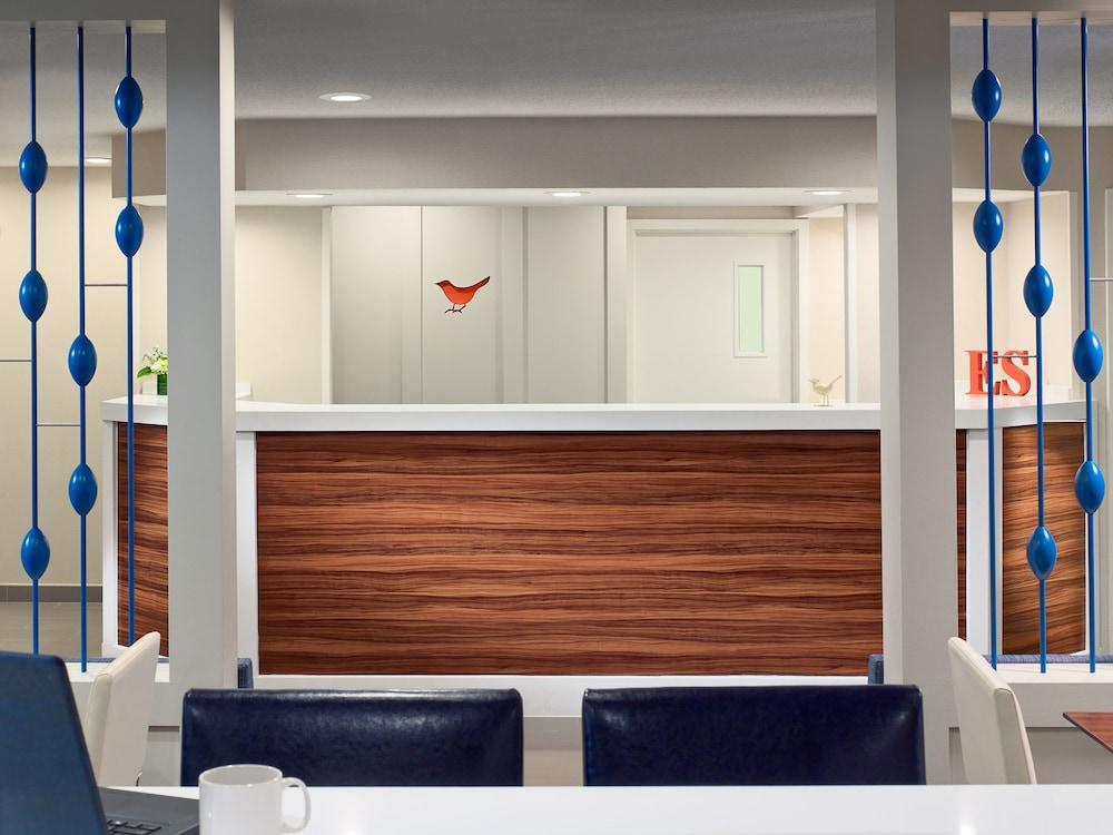 Staybridge Suites Boston - Burlington By Ihg ภายนอก รูปภาพ